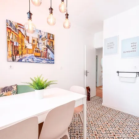 Lägenhet Guestready - Vibrant 2br *