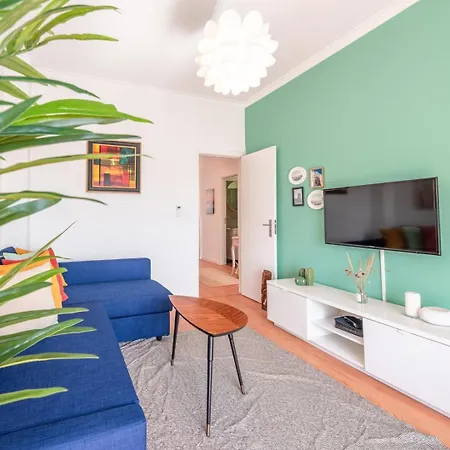 아파트 Guestready - Vibrant 2br *